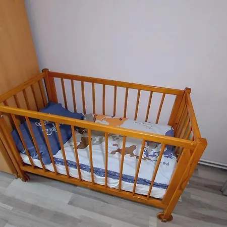 Apartment Moderni Klidny V Prirode, S Parkovanim. *